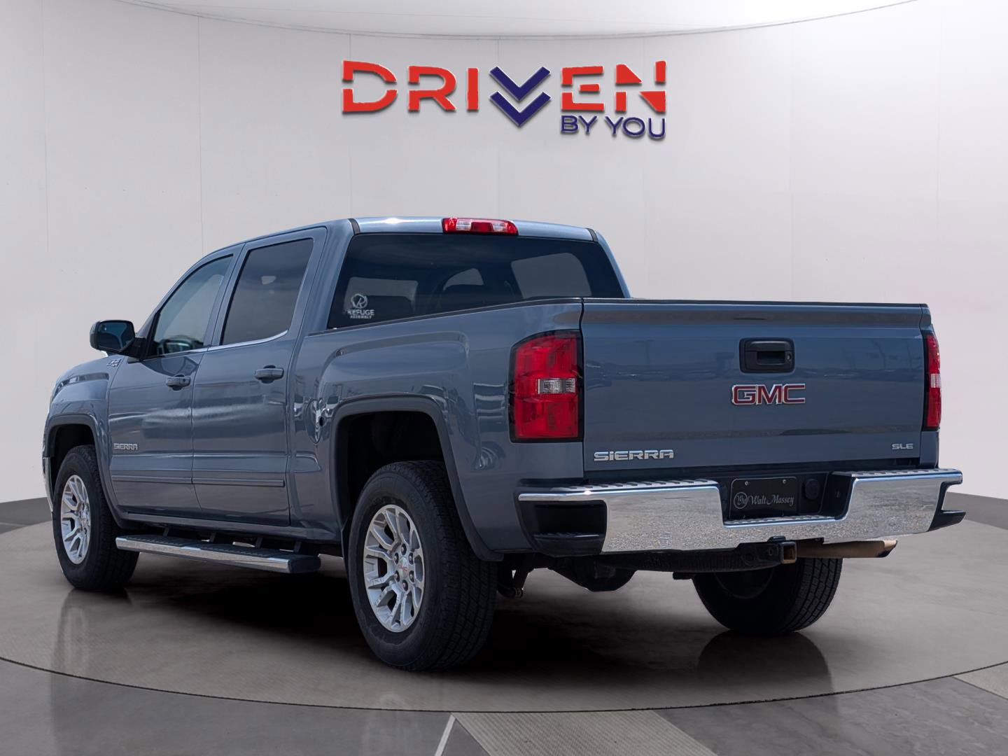 Used 2015 GMC Sierra 1500 SLE w/ SLE Value Package image 3