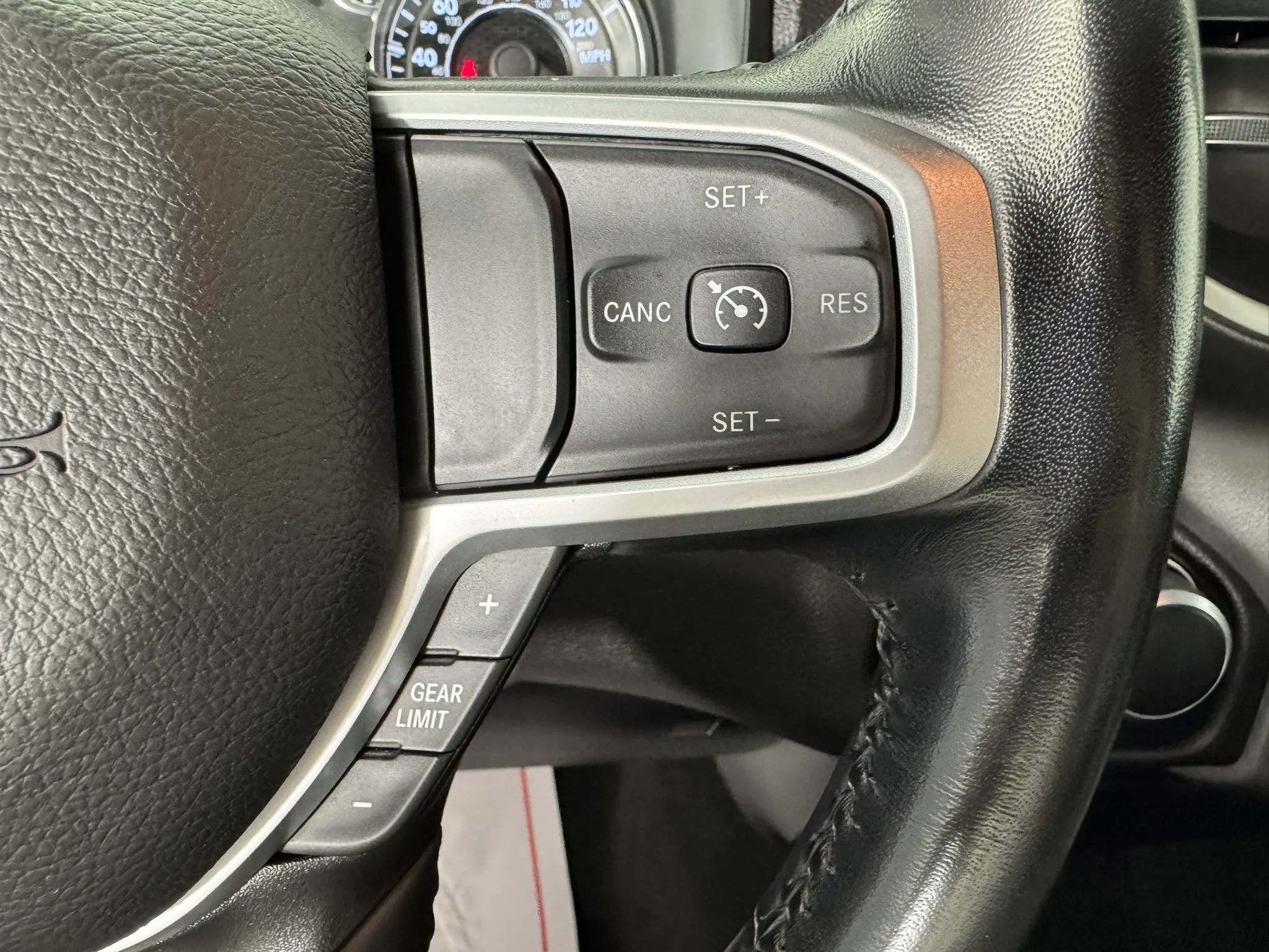 Used 2022 RAM 1500 Big Horn AWD/4WD image 16