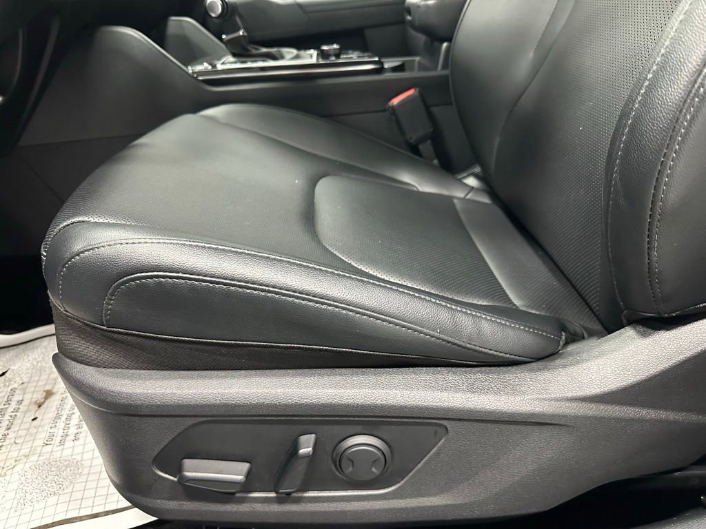Used 2023 Kia Sportage EX FWD image 12