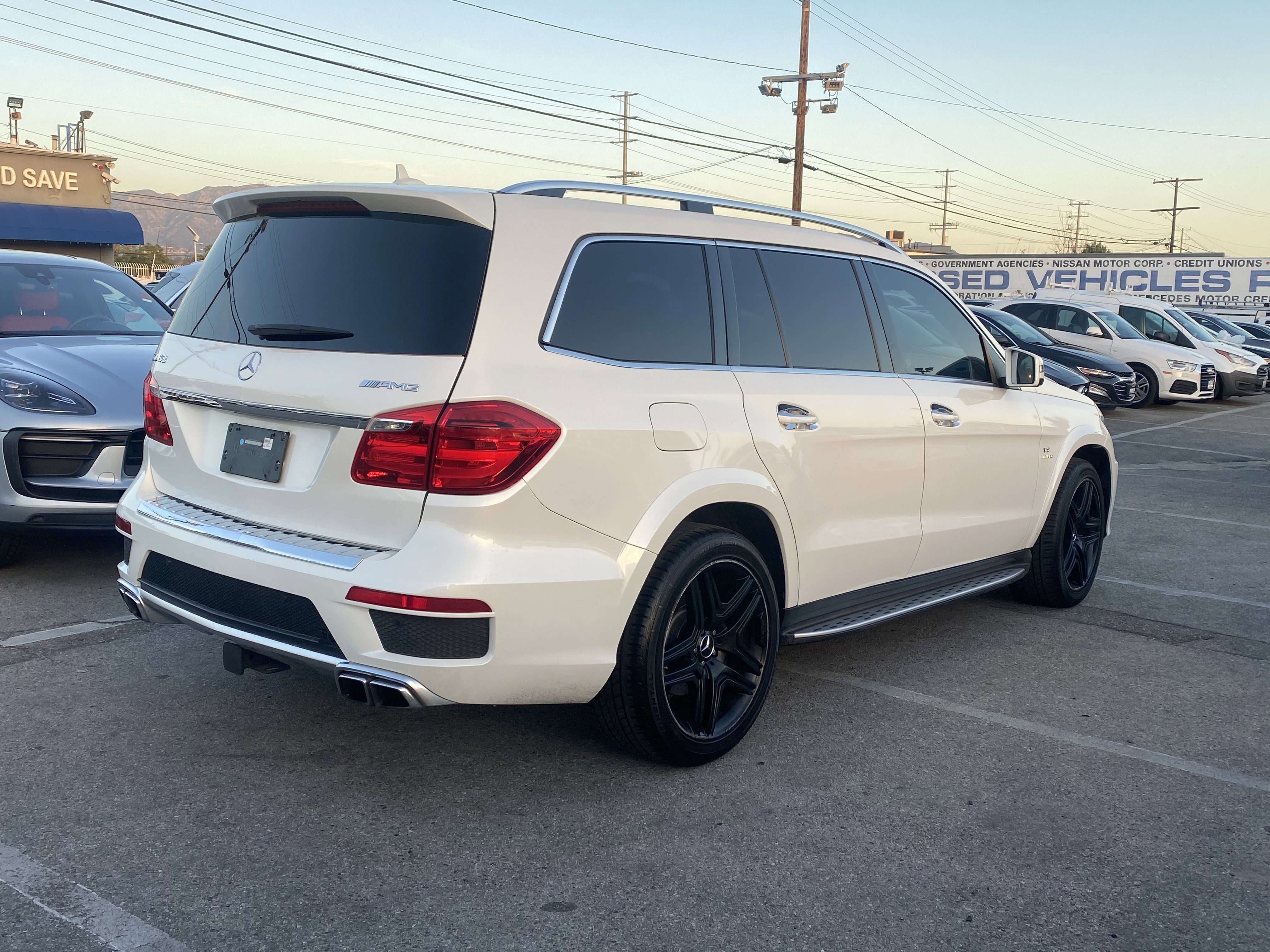 Used 2016 Mercedes-Benz GL 63 AMG 4MATIC image 7