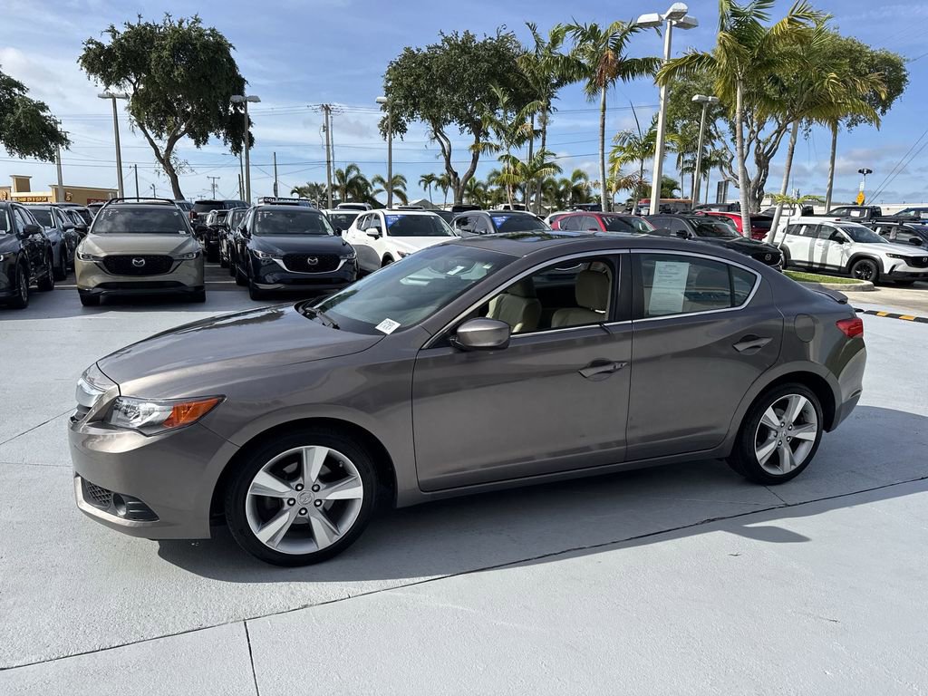 Used 2015 Acura ILX w/ Technology Package FWD image 10