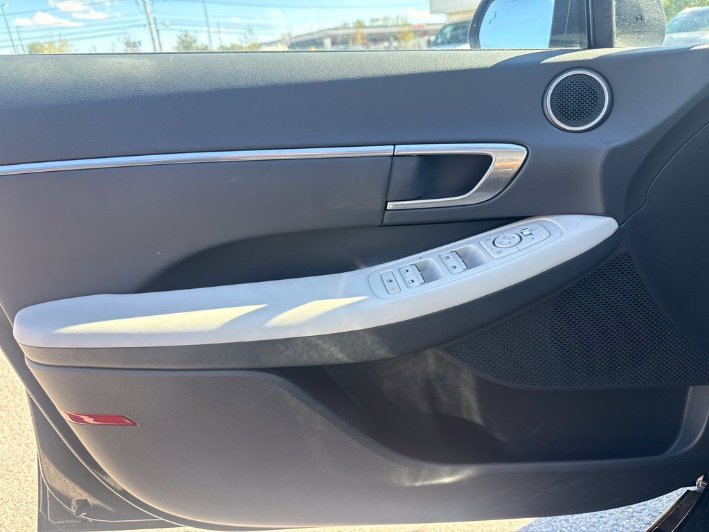 Used 2023 Hyundai Sonata SEL FWD image 14