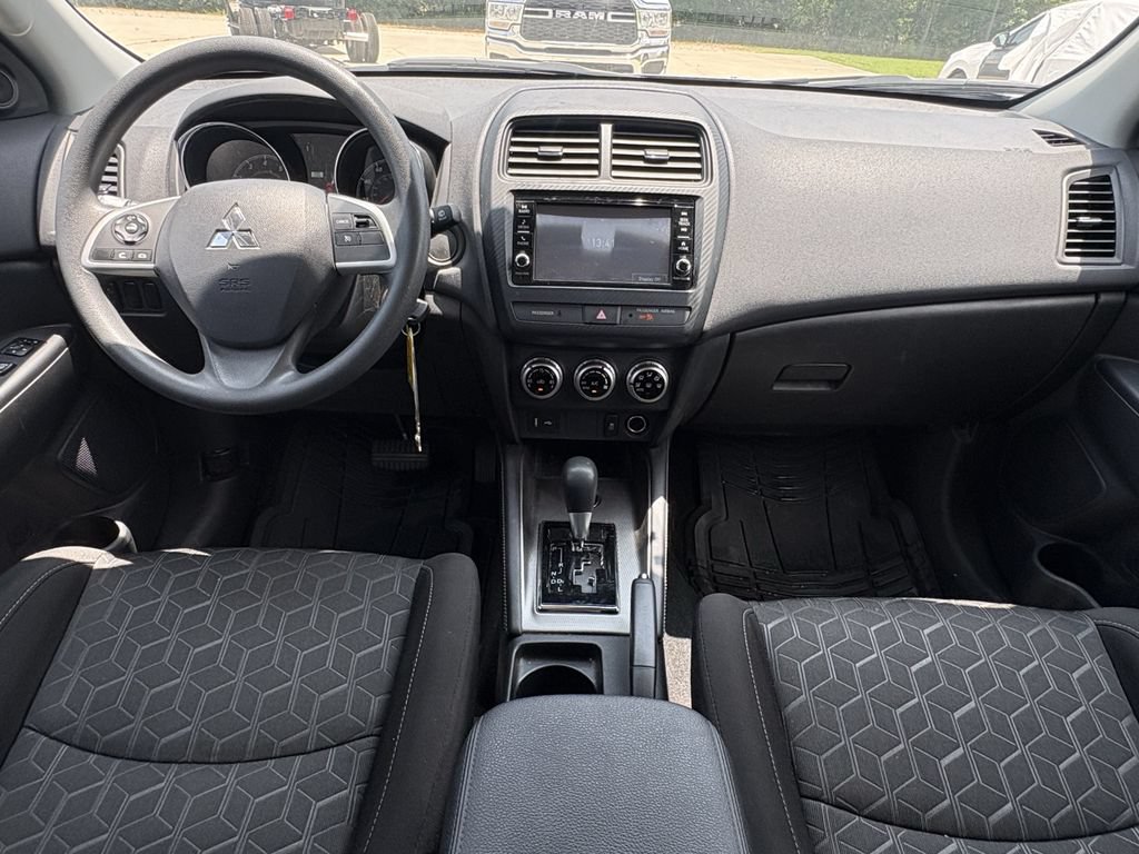 Used 2022 Mitsubishi Outlander Sport SE AWD/4WD image 25