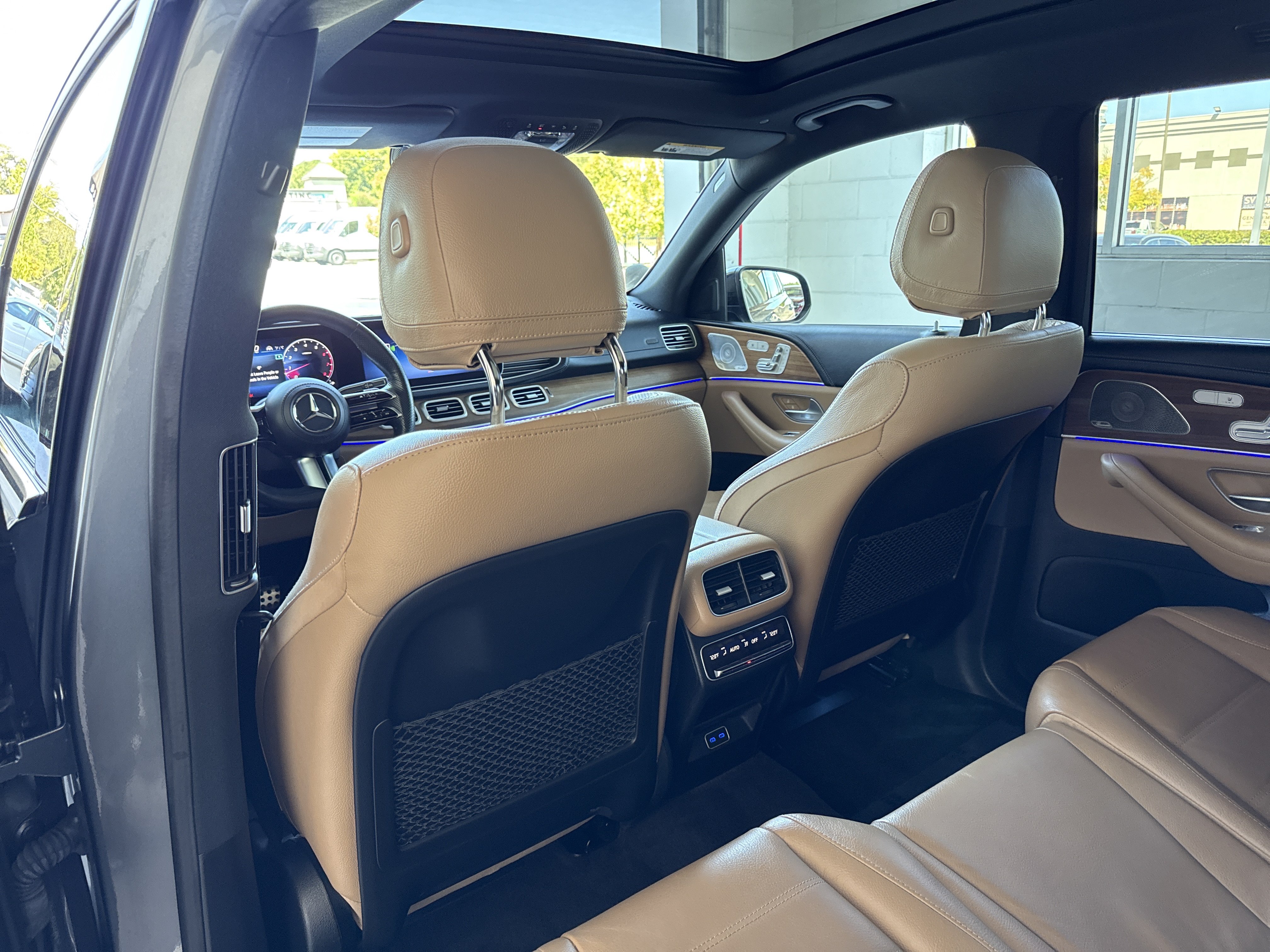 Certified 2024 Mercedes-Benz GLS 450 4MATIC image 28