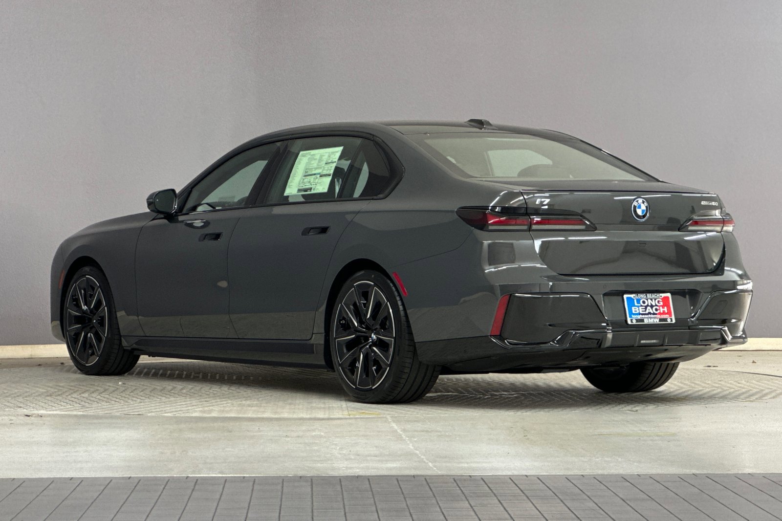 New 2026 BMW i7 eDrive50 w/ M Sport Package image 3