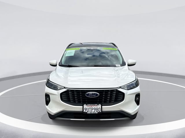 New 2025 Ford Escape SE w/ Class II Trailer Tow Package FWD image 2