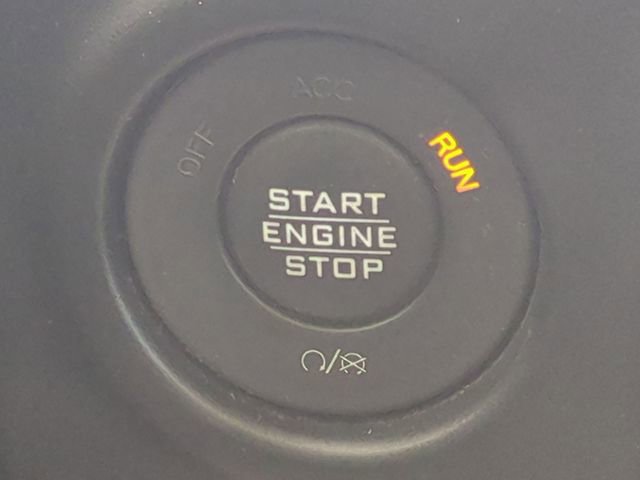 Used 2023 Jeep Wrangler Unlimited Sahara image 17