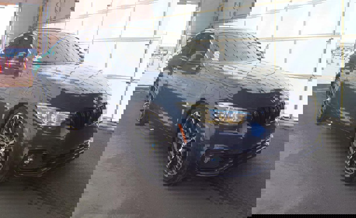 Used 2020 BMW 430i Coupe w/ Convenience Package image 1