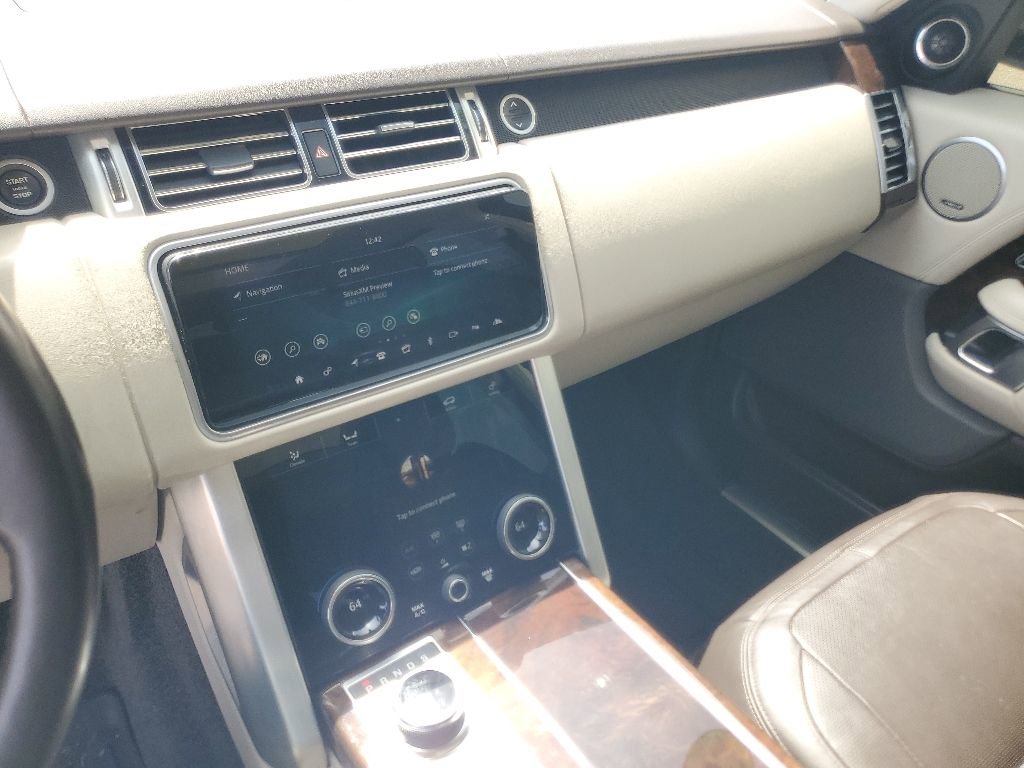 Used 2018 Land Rover Range Rover Supercharged AWD/4WD image 19