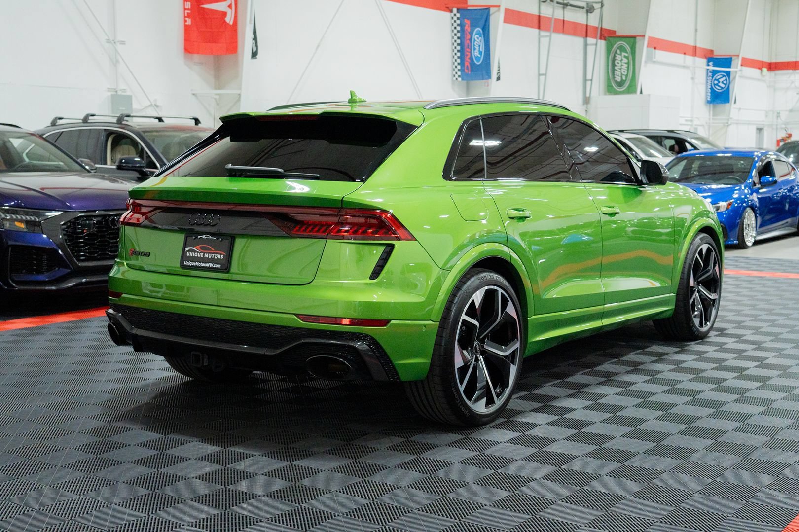 Used 2023 Audi RS Q8 w/ Black Optic Package AWD/4WD image 8