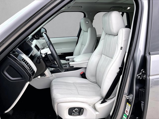Used 2017 Land Rover Range Rover HSE image 27