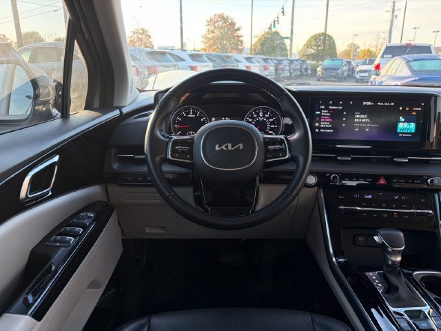 Certified 2024 Kia Carnival EX FWD image 14