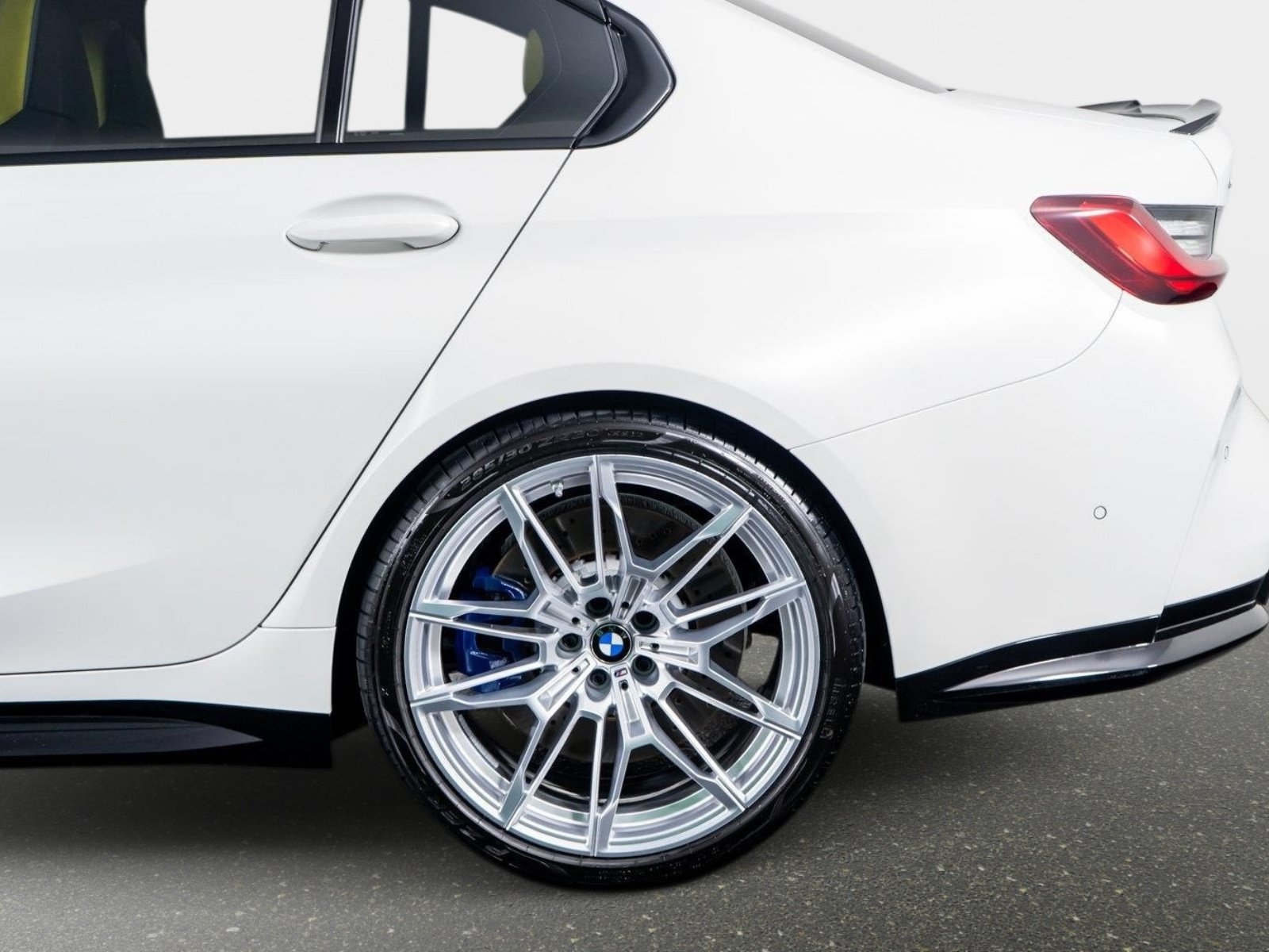 Used 2026 BMW M3 Competition AWD/4WD image 17