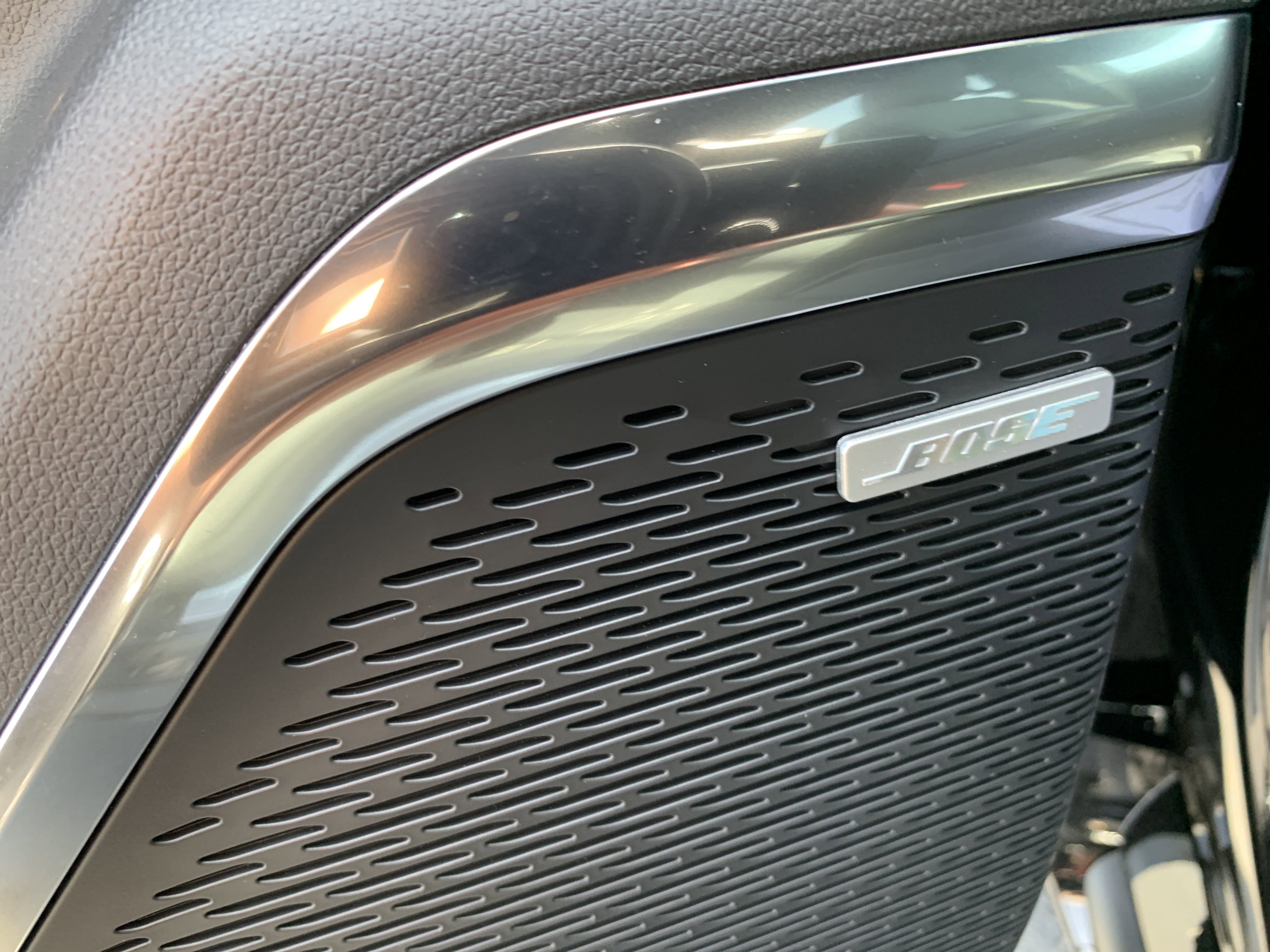 New 2025 Chevrolet Traverse High Country w/ LPO, Floor Liner Package image 10