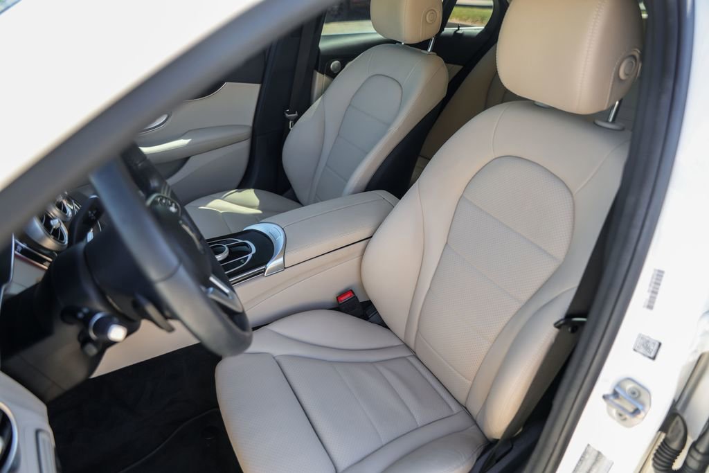 Used 2021 Mercedes-Benz C 300 Sedan image 7