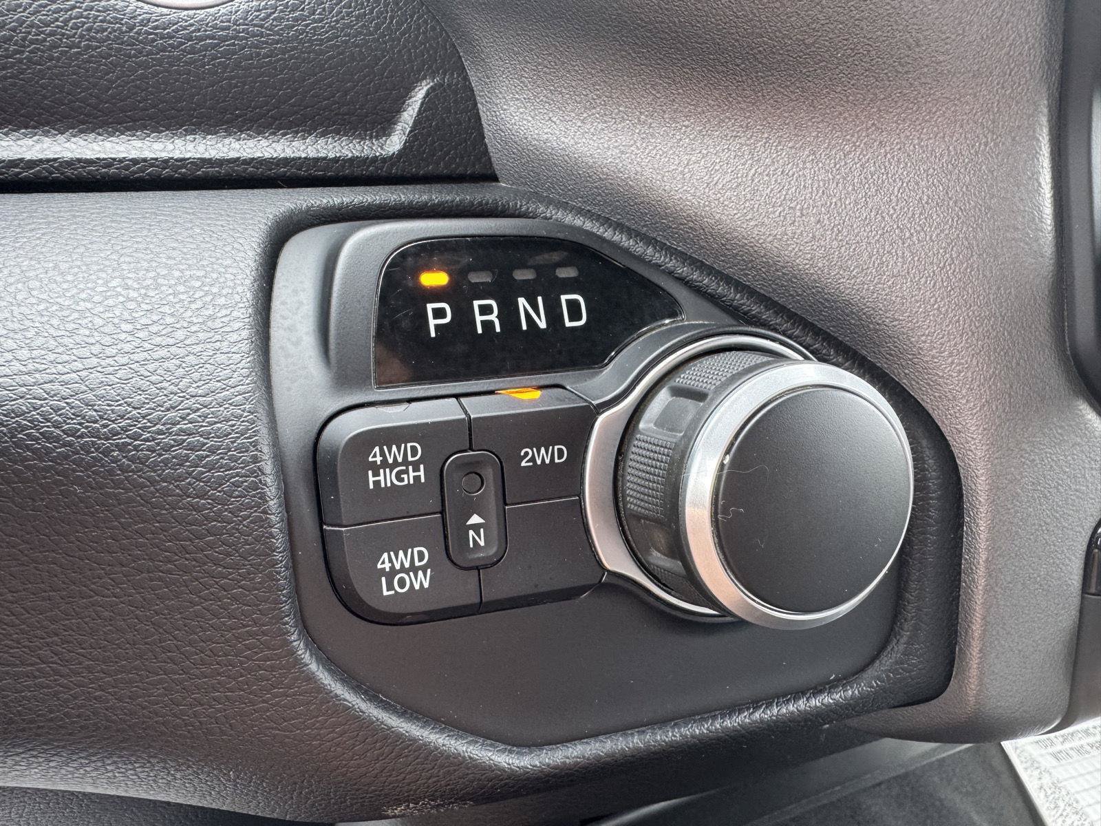 Used 2024 RAM 2500 Big Horn AWD/4WD image 23