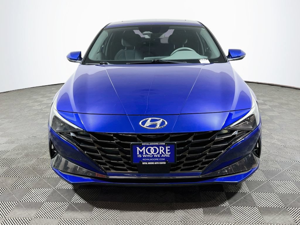 Used 2021 Hyundai Elantra SEL w/ Convenience + Premium Package FWD image 2