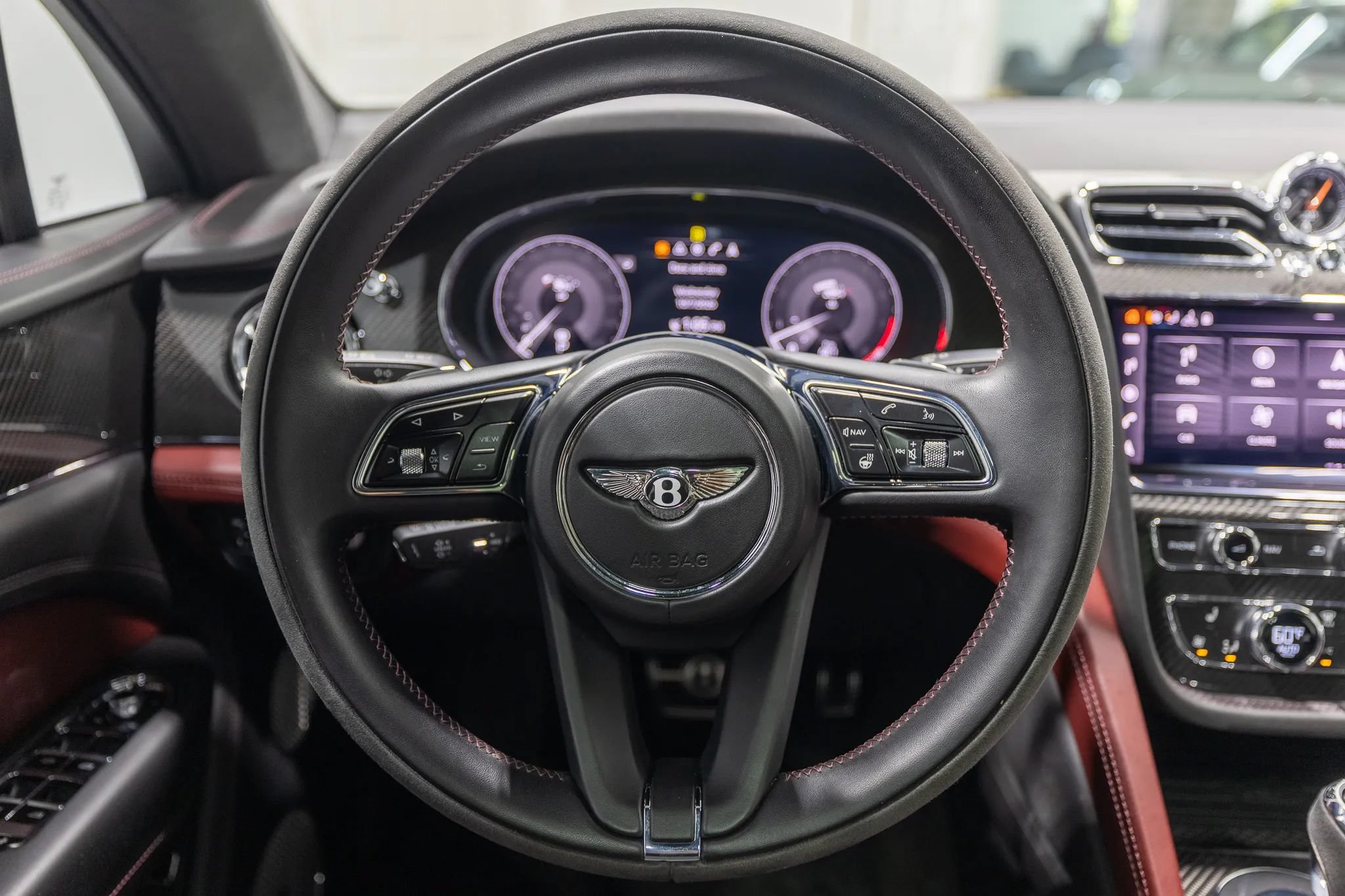 Used 2022 Bentley Bentayga AWD/4WD image 45