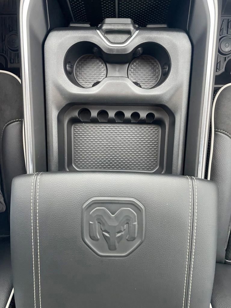 New 2026 RAM 1500 Laramie w/ Night Edition AWD/4WD image 19