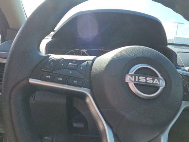 Used 2024 Nissan Altima 2.5 SV image 37