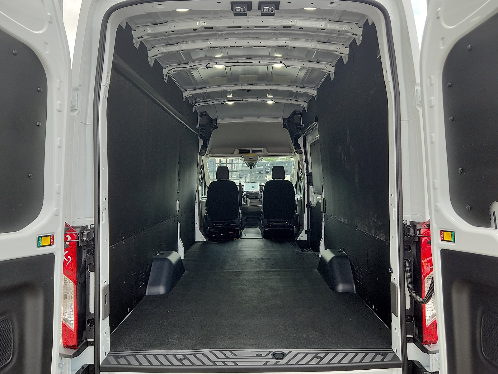 New 2026 Ford Transit 350 148 High Roof Extended RWD image 13