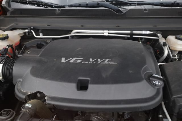 Used 2022 Chevrolet Colorado LT w/ LT Convenience Package AWD/4WD image 8