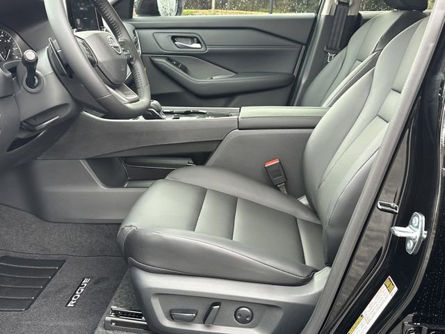 New 2026 Nissan Rogue SV w/ SV Premium Package image 10