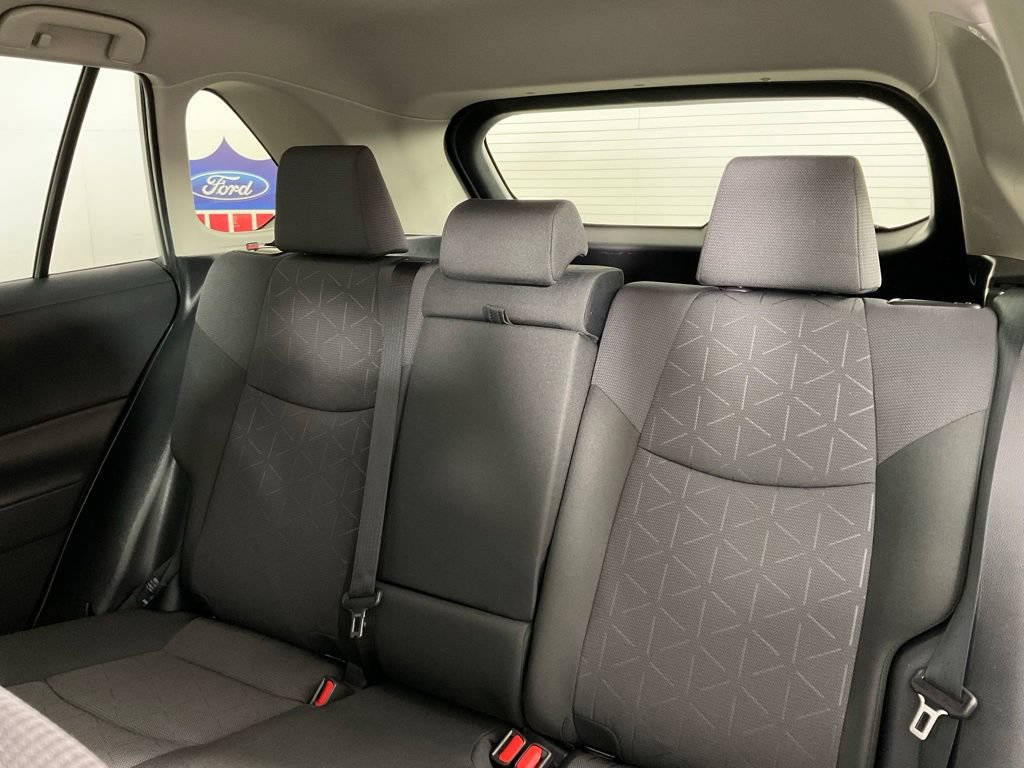 Used 2025 Toyota RAV4 XLE AWD/4WD image 16