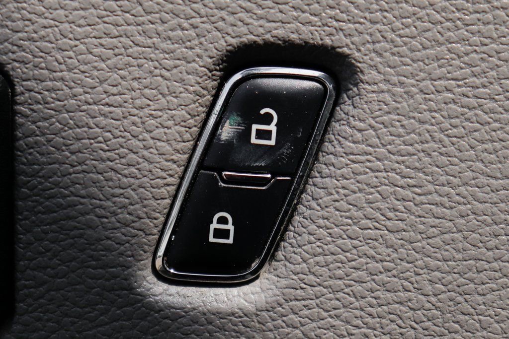 Used 2017 Ford F350 XL w/ Power Equipment Group image 16