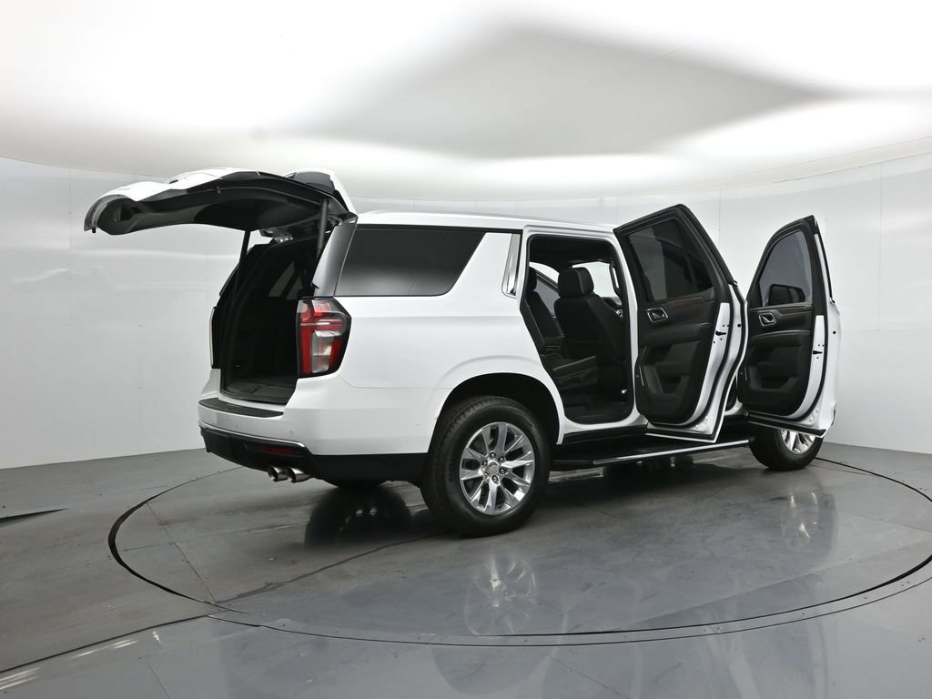 Used 2021 Chevrolet Tahoe Premier w/ Premium Package RWD image 6