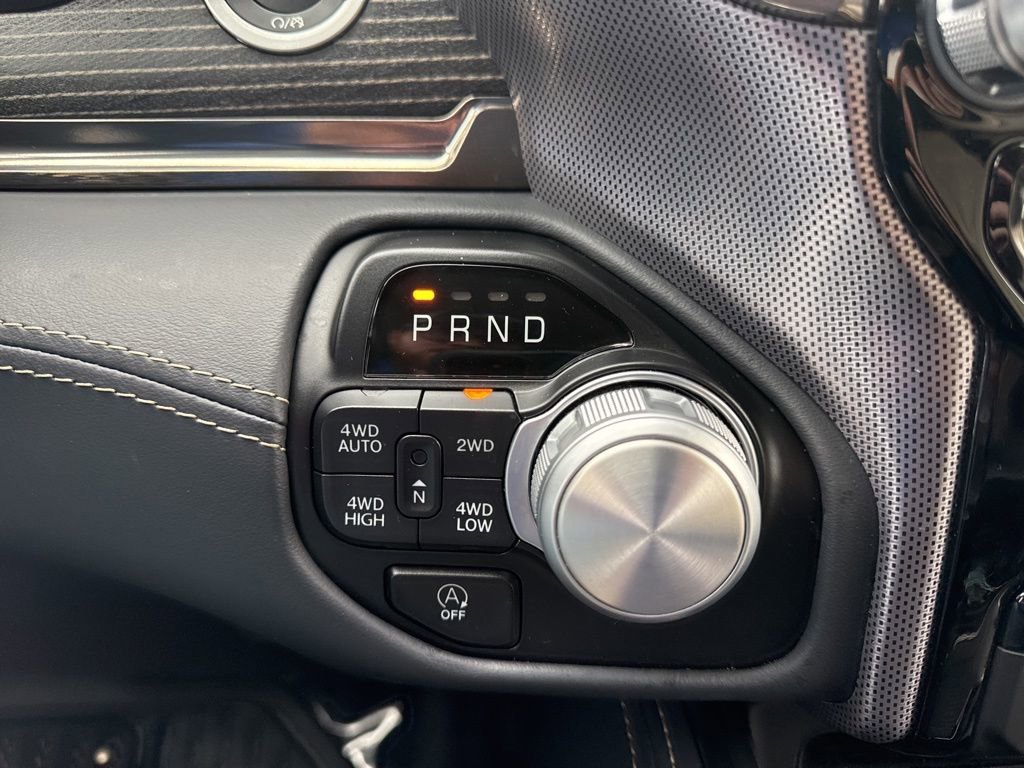 Used 2020 RAM 1500 Limited image 19