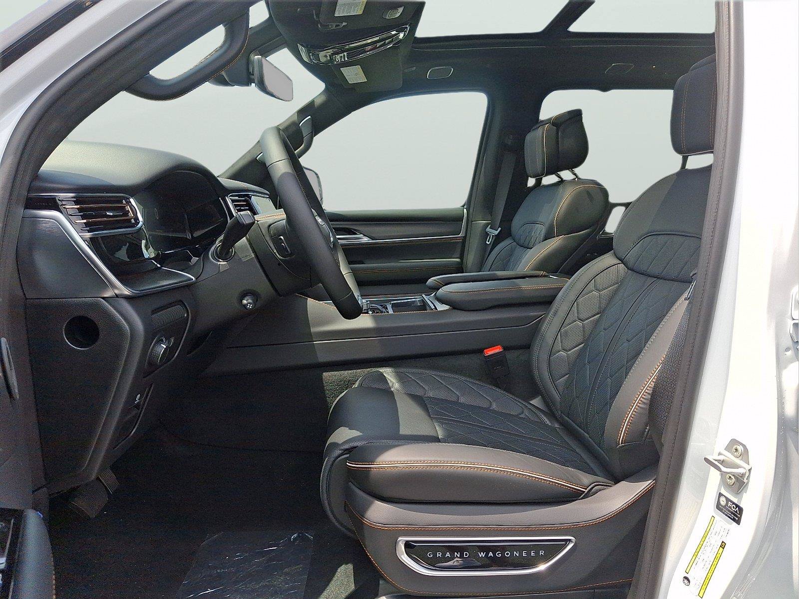 New 2026 Jeep Grand Wagoneer Summit AWD/4WD image 9