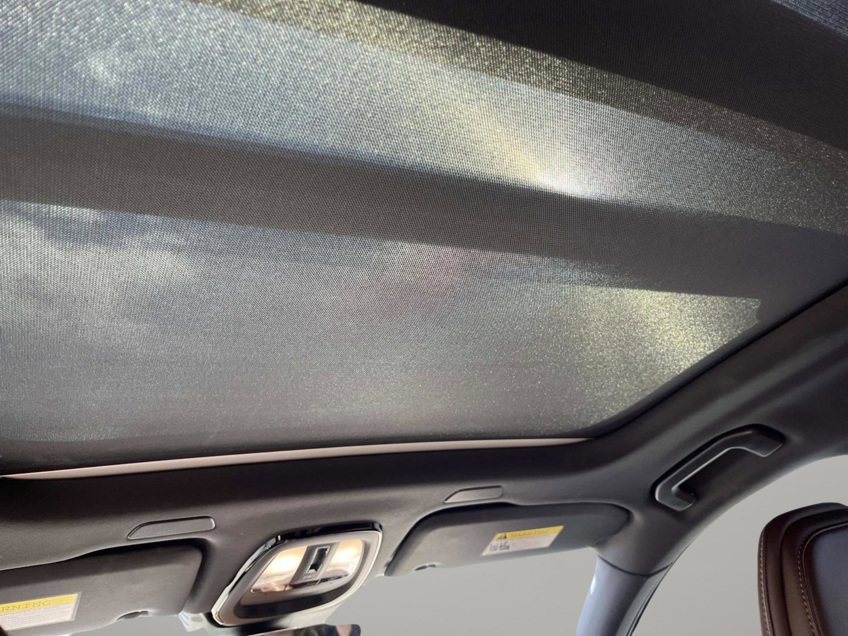 Used 2023 Volvo XC60 B5 Ultimate image 18