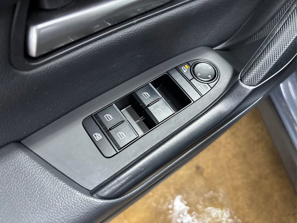 Used 2023 MAZDA CX-50 2.5 S w/ Cargo Package image 36