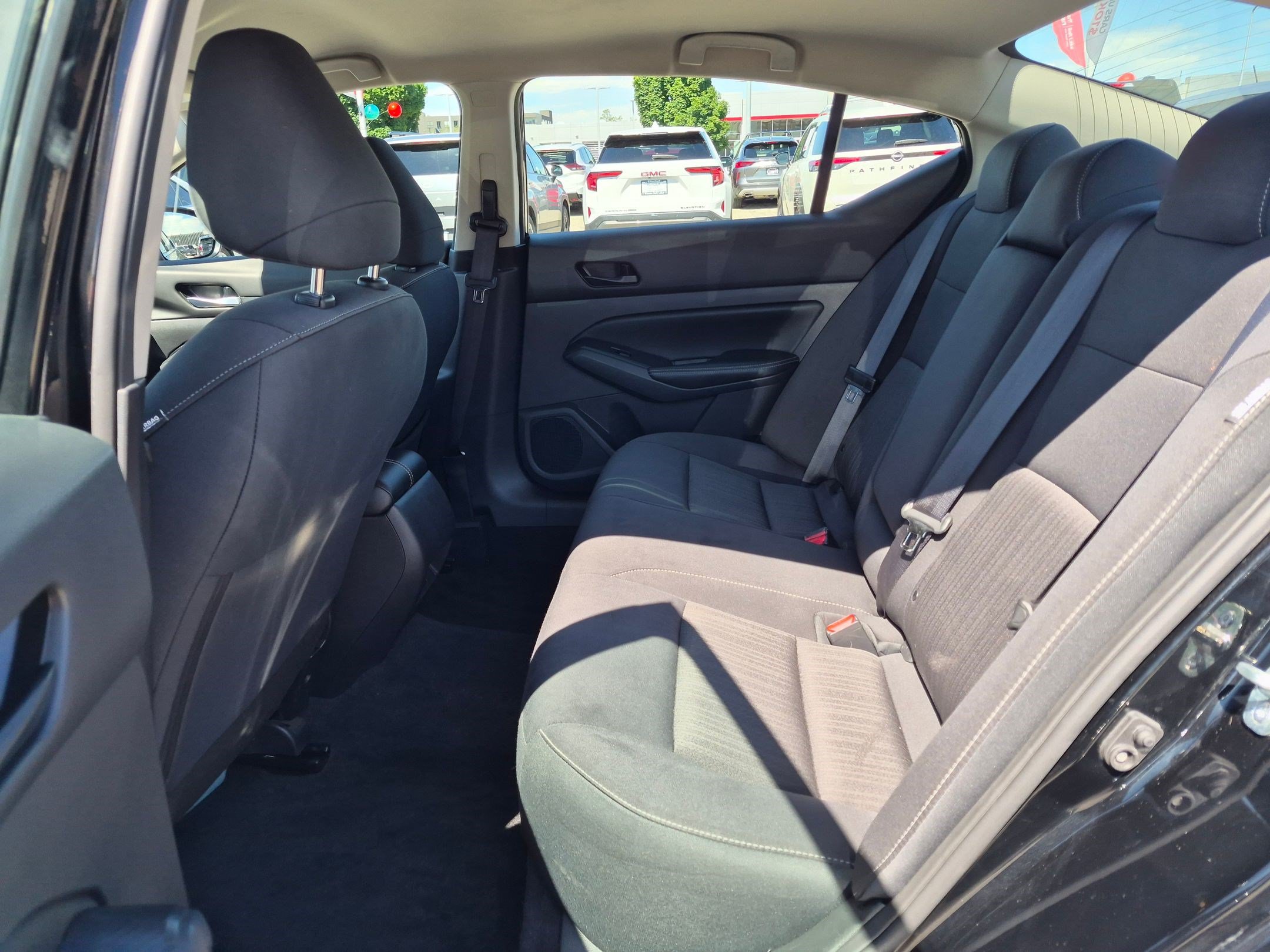 Certified 2025 Nissan Altima 2.5 SV FWD image 29