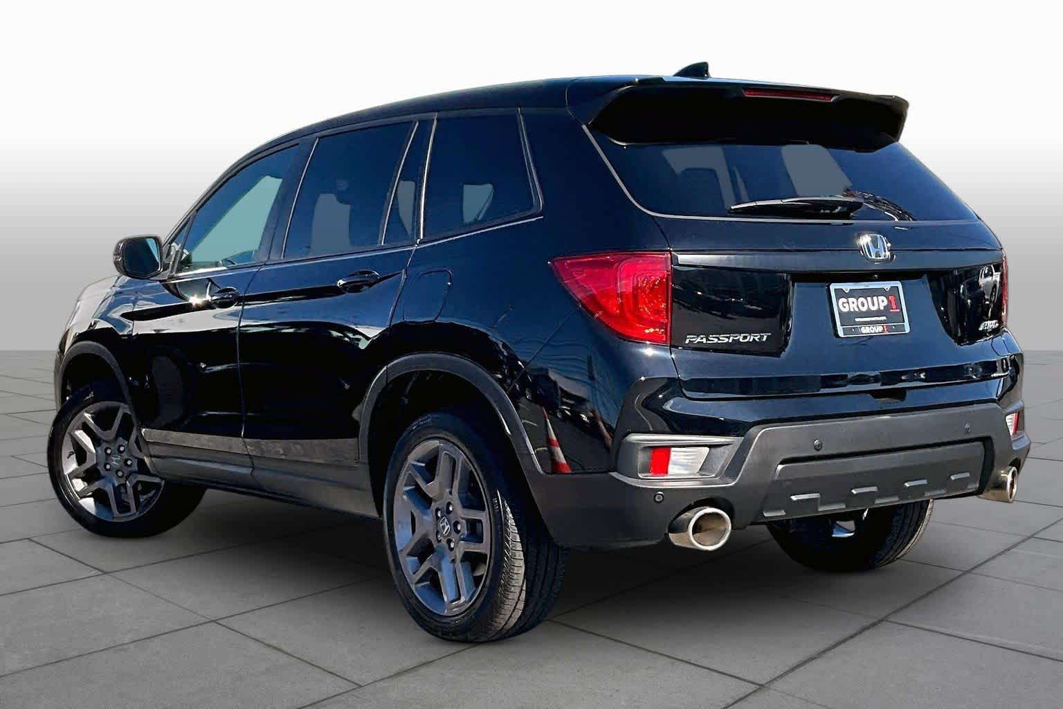 Used 2023 Honda Passport EX-L image 12