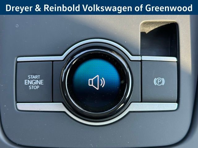 New 2026 Volkswagen Tiguan SE image 20