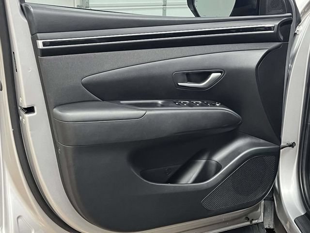 Used 2023 Hyundai Tucson SEL w/ Convenience Package FWD image 17