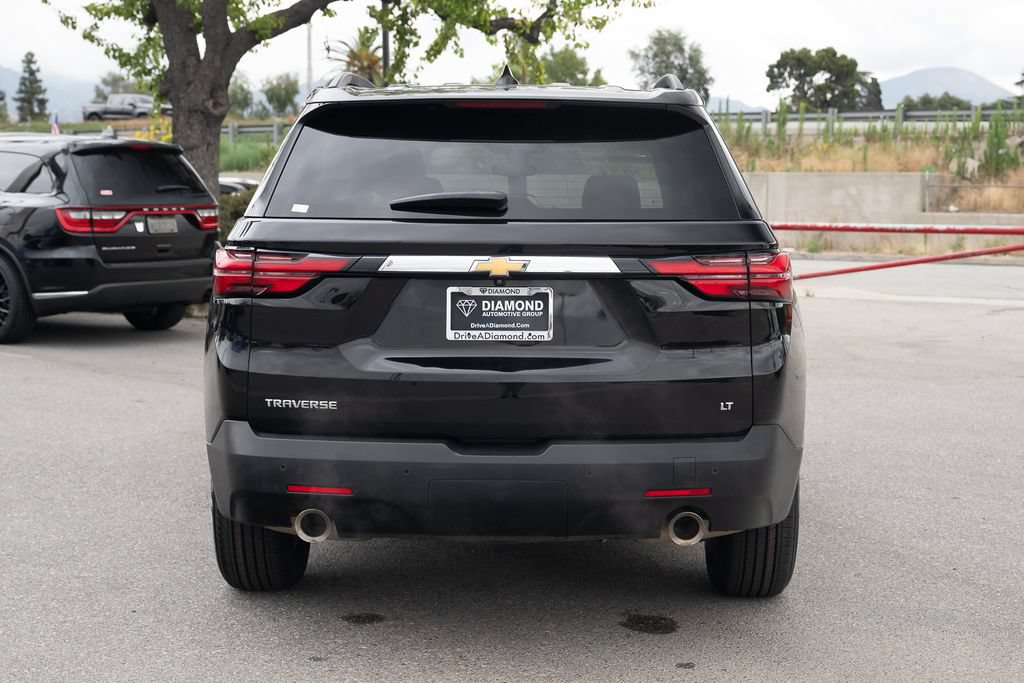 Used 2023 Chevrolet Traverse LT FWD image 5