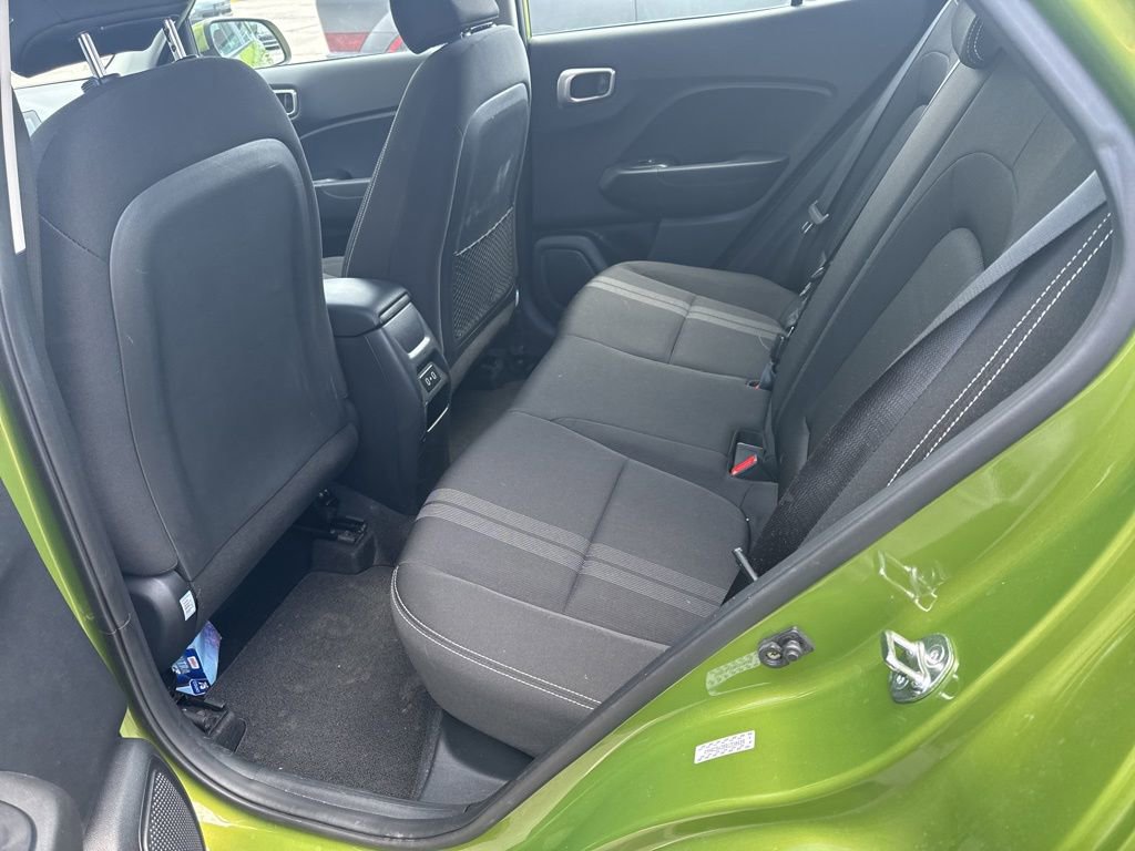 Used 2024 Hyundai Venue SEL FWD image 5