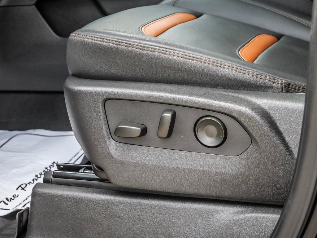 Used 2025 GMC Sierra 1500 AT4 w/ Technology Package image 31