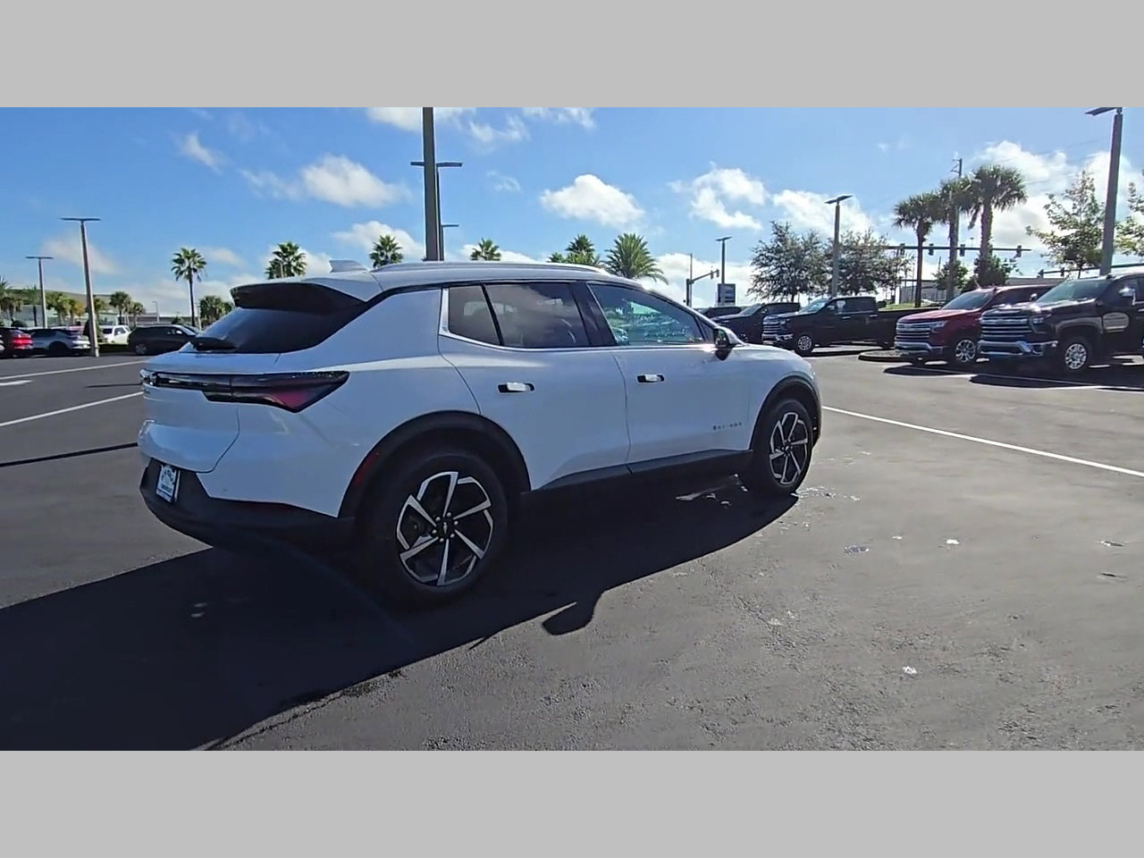 New 2026 Chevrolet Equinox EV LT AWD/4WD image 22