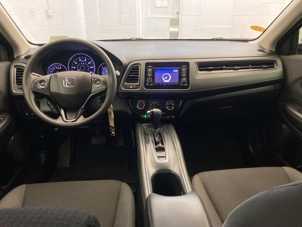 Used 2021 Honda HR-V LX image 11