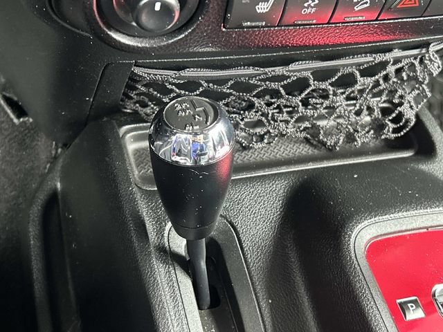 Used 2017 Jeep Wrangler Unlimited Rubicon AWD/4WD image 23