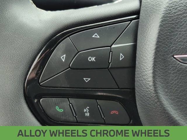 Used 2025 Chrysler Pacifica Limited image 19