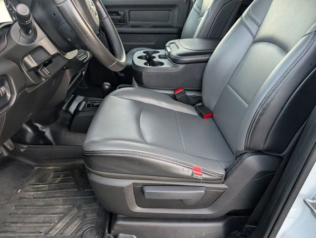 Used 2023 RAM 5500 Tradesman w/ Chrome Appearance Group image 12