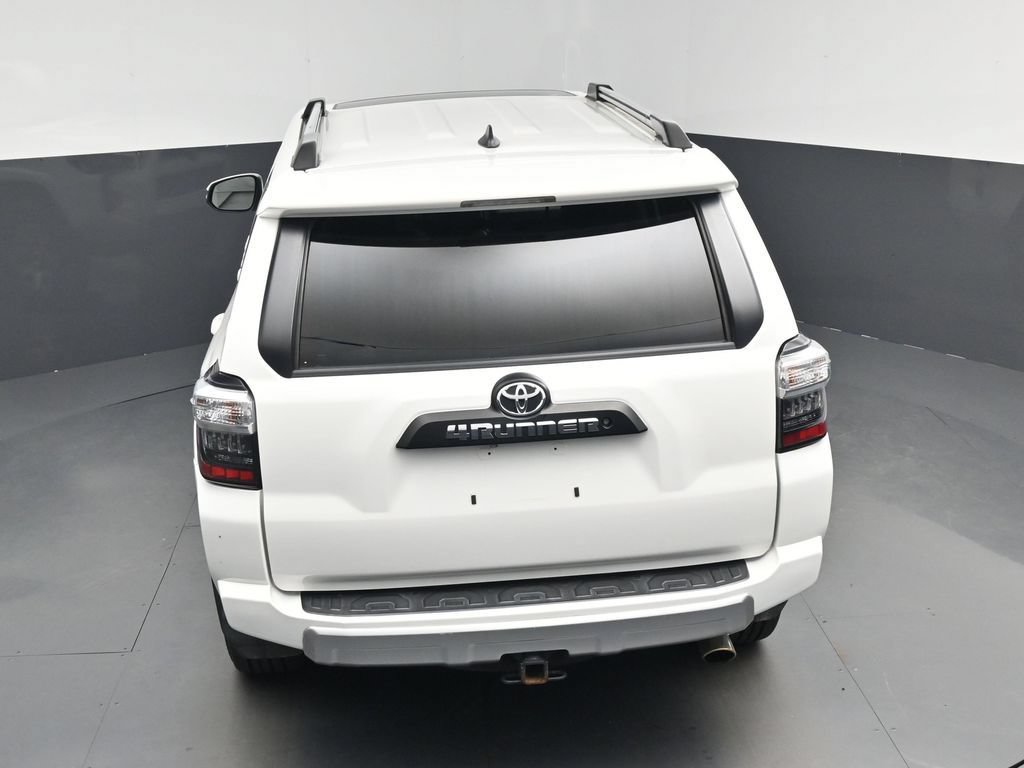 Used 2018 Toyota 4Runner TRD Off-Road Premium AWD/4WD image 23