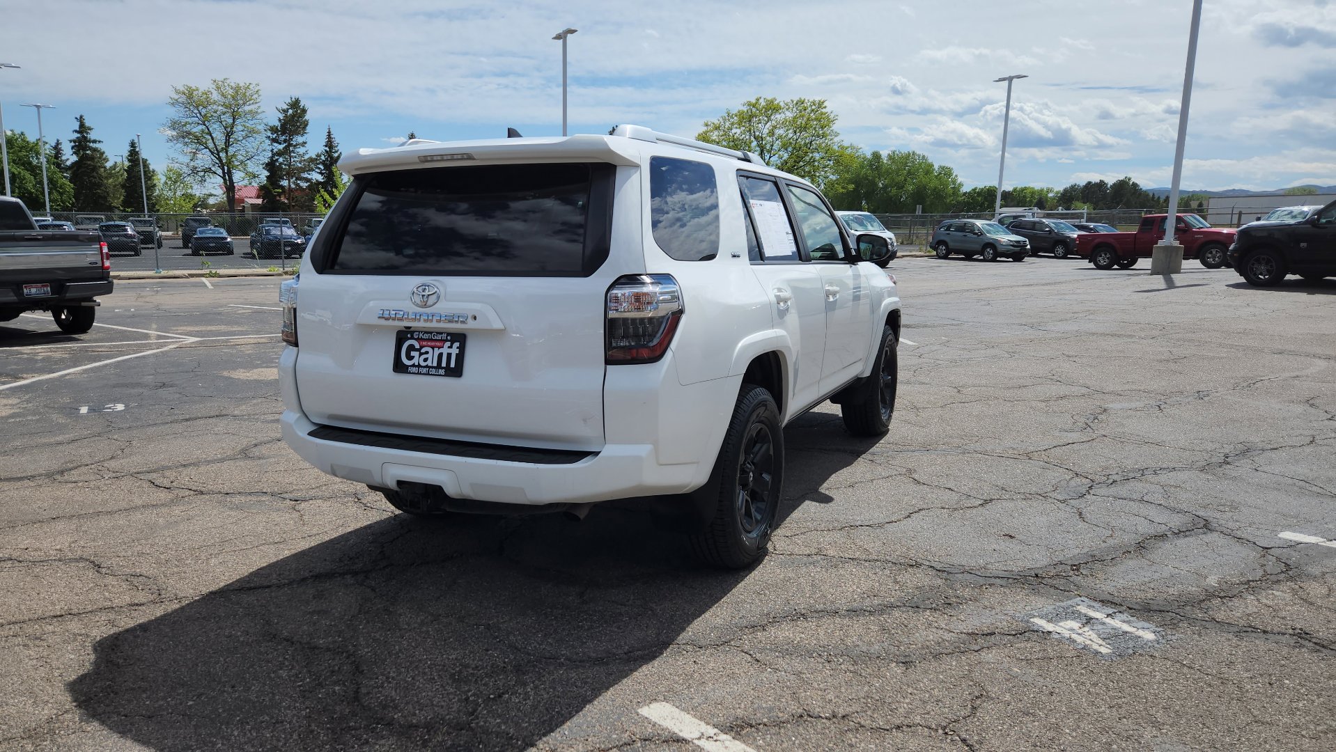 Used 2018 Toyota 4Runner SR5 Premium AWD/4WD image 12