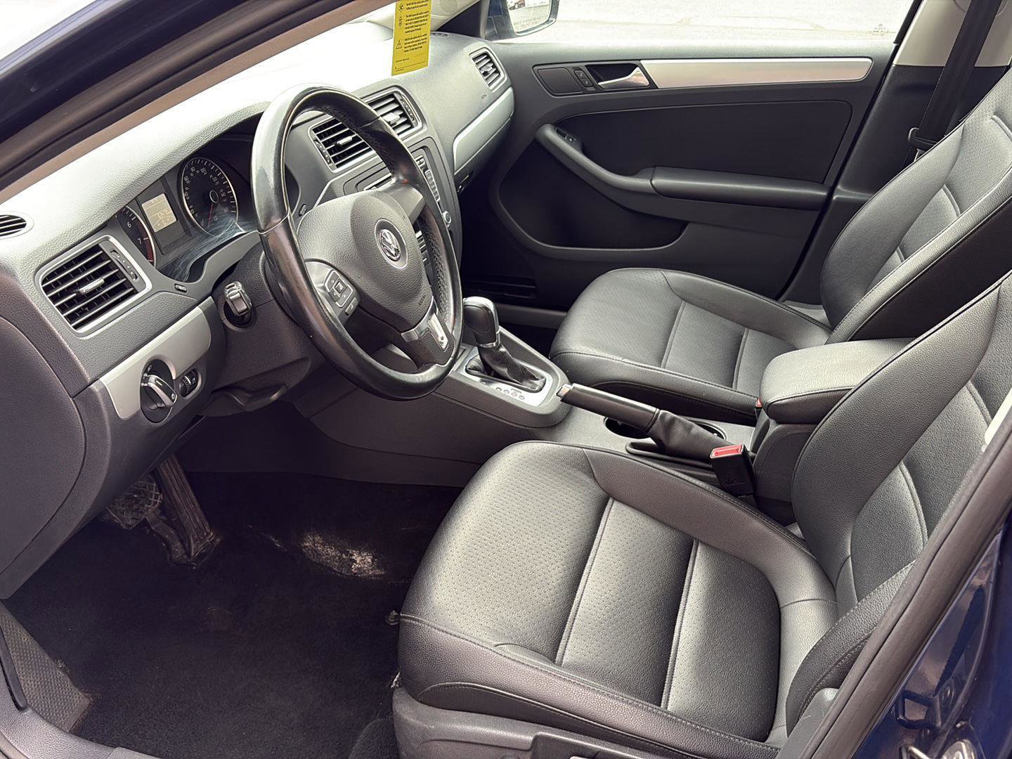 Used 2014 Volkswagen Jetta SE FWD image 5