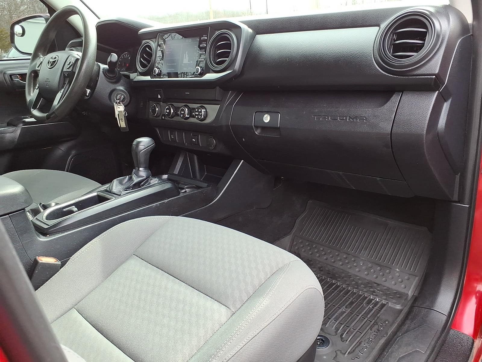Used 2020 Toyota Tacoma SR AWD/4WD image 10